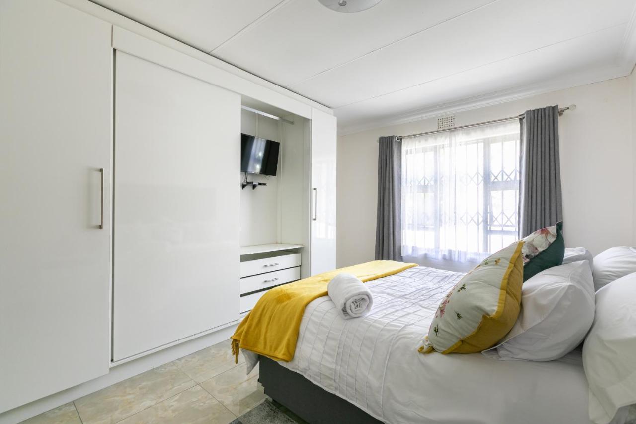 Signature Lodge เคมป์ตัน พาร์ค ภายนอก รูปภาพ